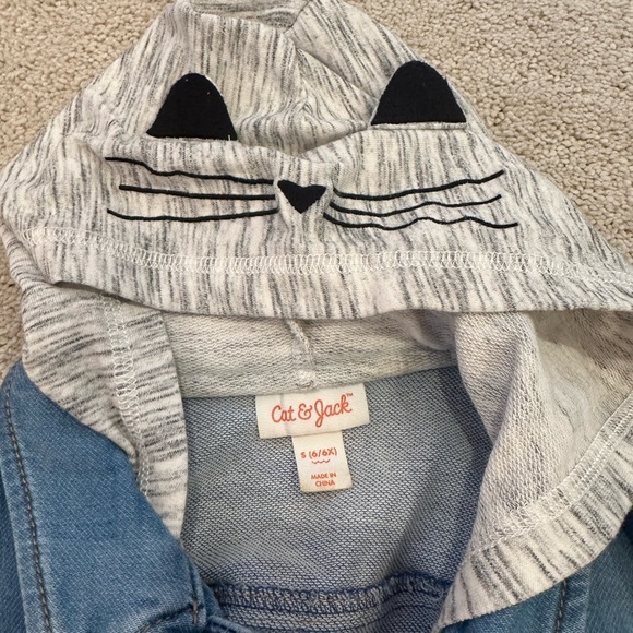 Blue Denim Jacket with Gray Hood and Sleeves cat & jack girls small - Picture 2 of 3